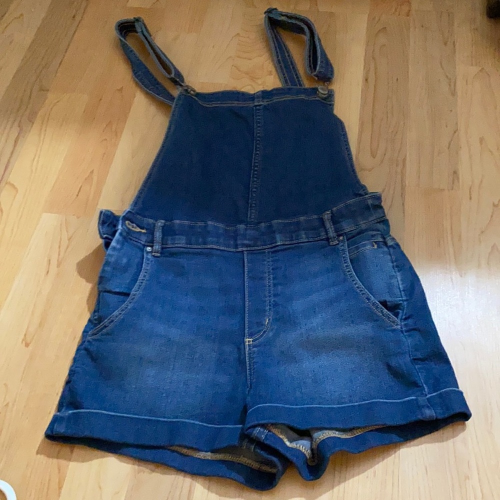 HM denim overall shorts